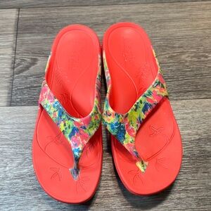 Alegria Colorful Floral Women's flip flop  Sandals size 41 (j72)
